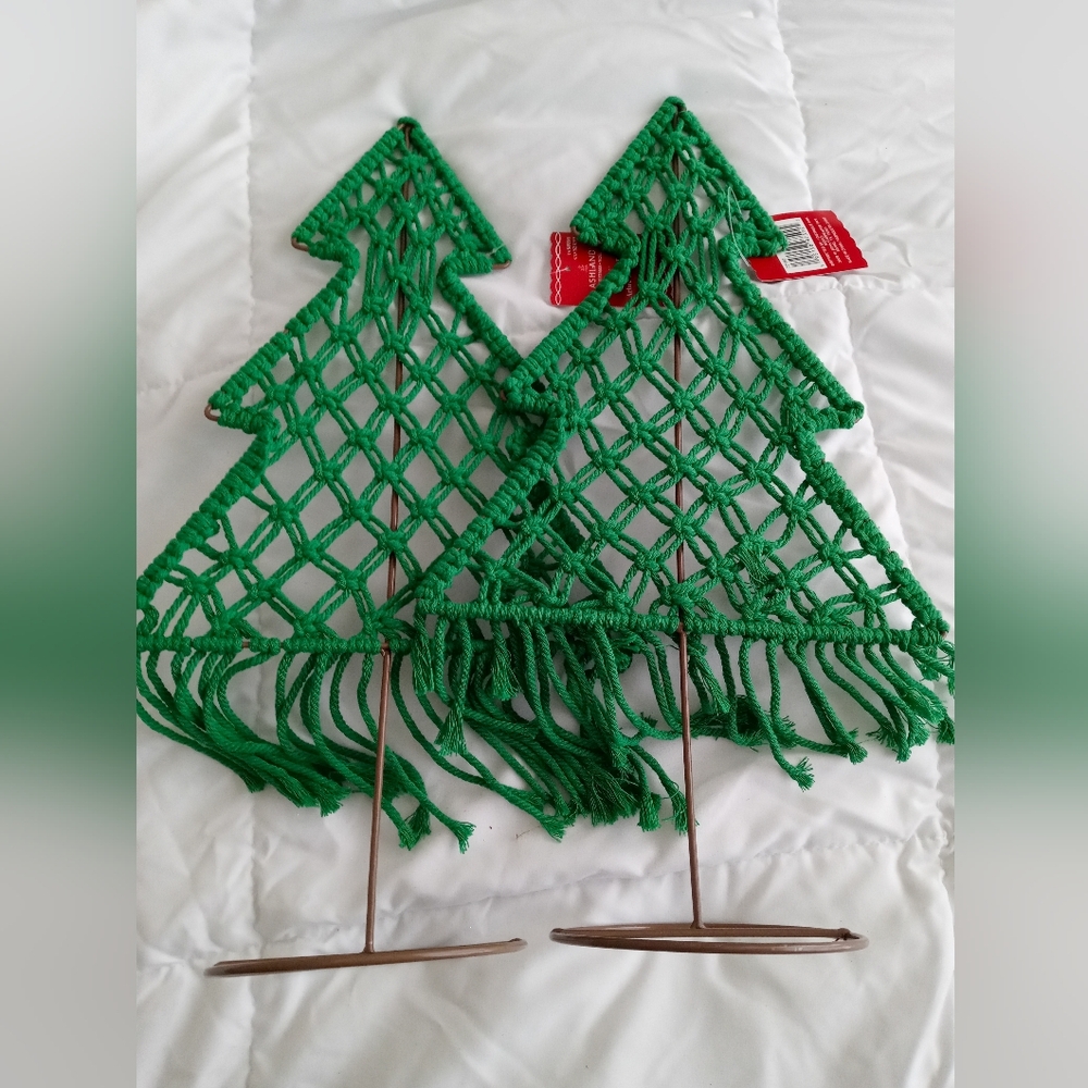 Ashland Christmas Macrame Tree